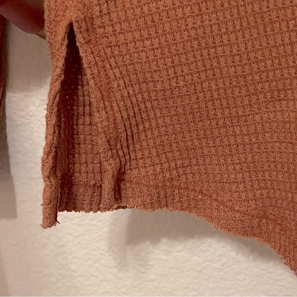 T.LA Nadia cut out waffle knit long sleeve thermal, terracota, oversized XS - Picture 12 of 12